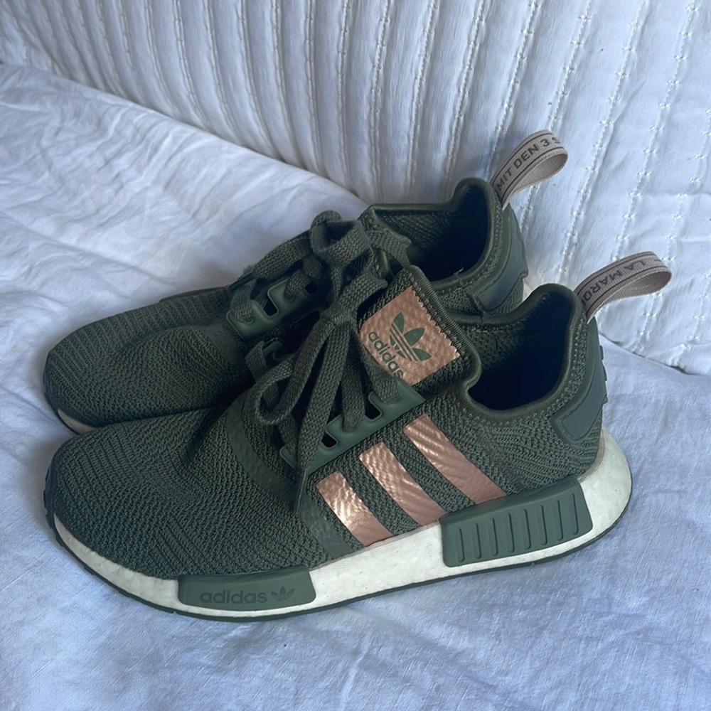 Adidas NMD forest green/rose gold